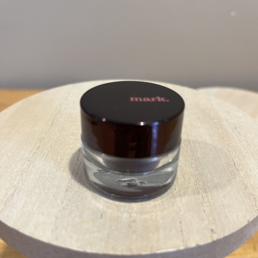 Buenos Aires Vibe Mark. Saved By The Gel Waterproof Eyeliner Morado Sealed
